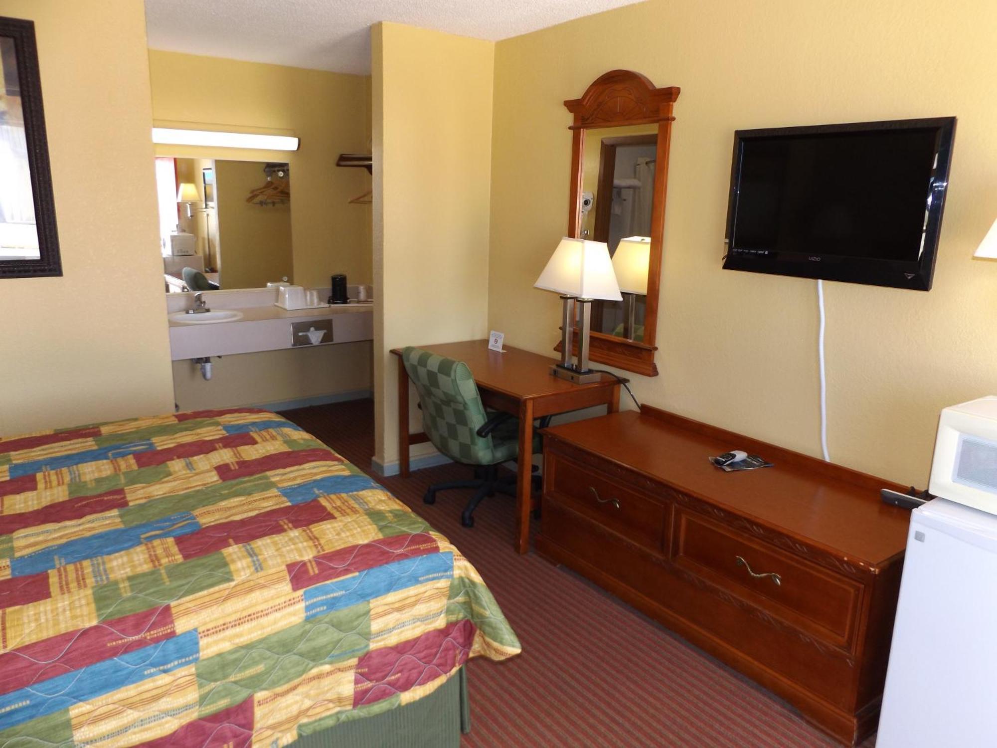 Regency Inn Concordia Extérieur photo
